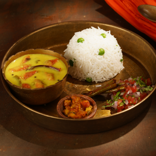 Ajmeri Kadi Pakori With Matar Pulao